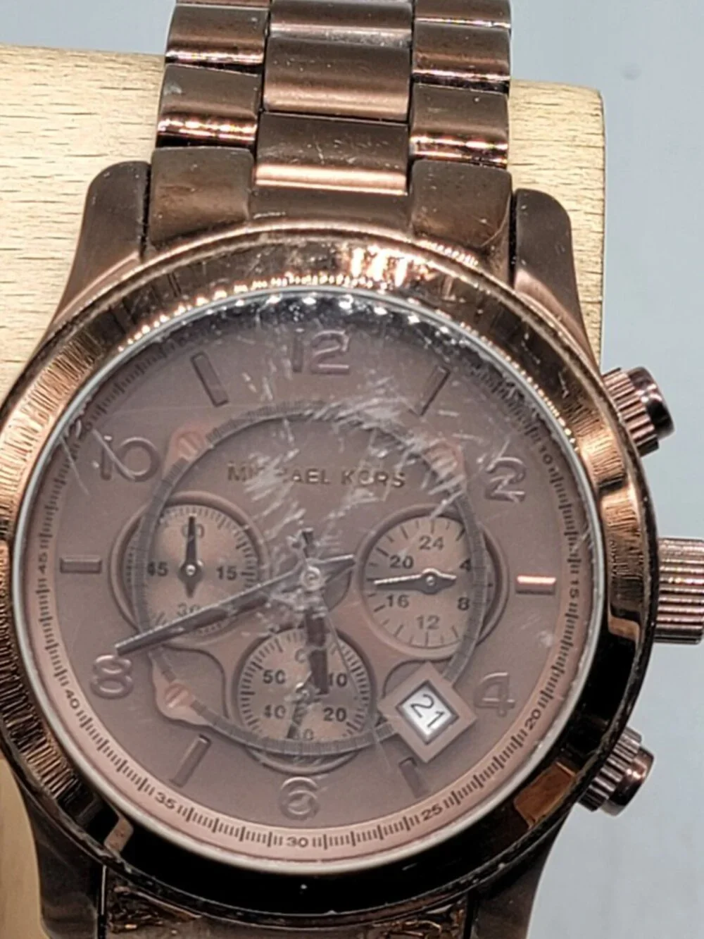 Michael Kors sophisticated accessory